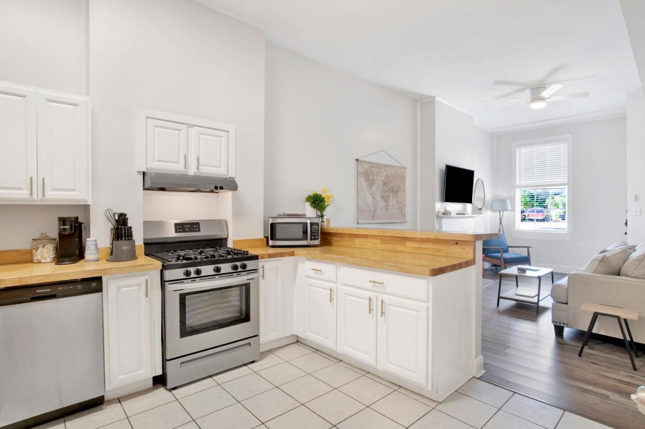 Apartmán Stars On State In The Heart Of Downtown Mobile Exteriér fotografie