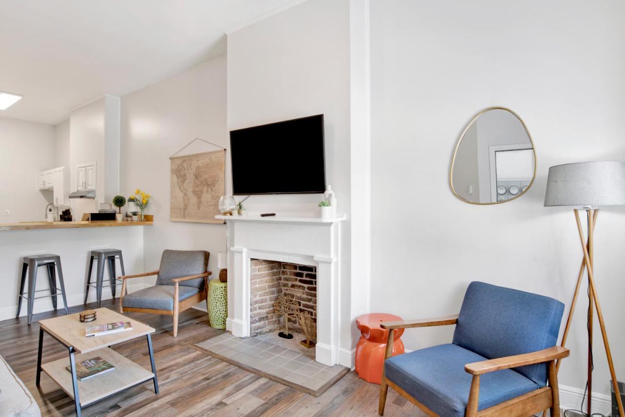 Apartmán Stars On State In The Heart Of Downtown Mobile Exteriér fotografie