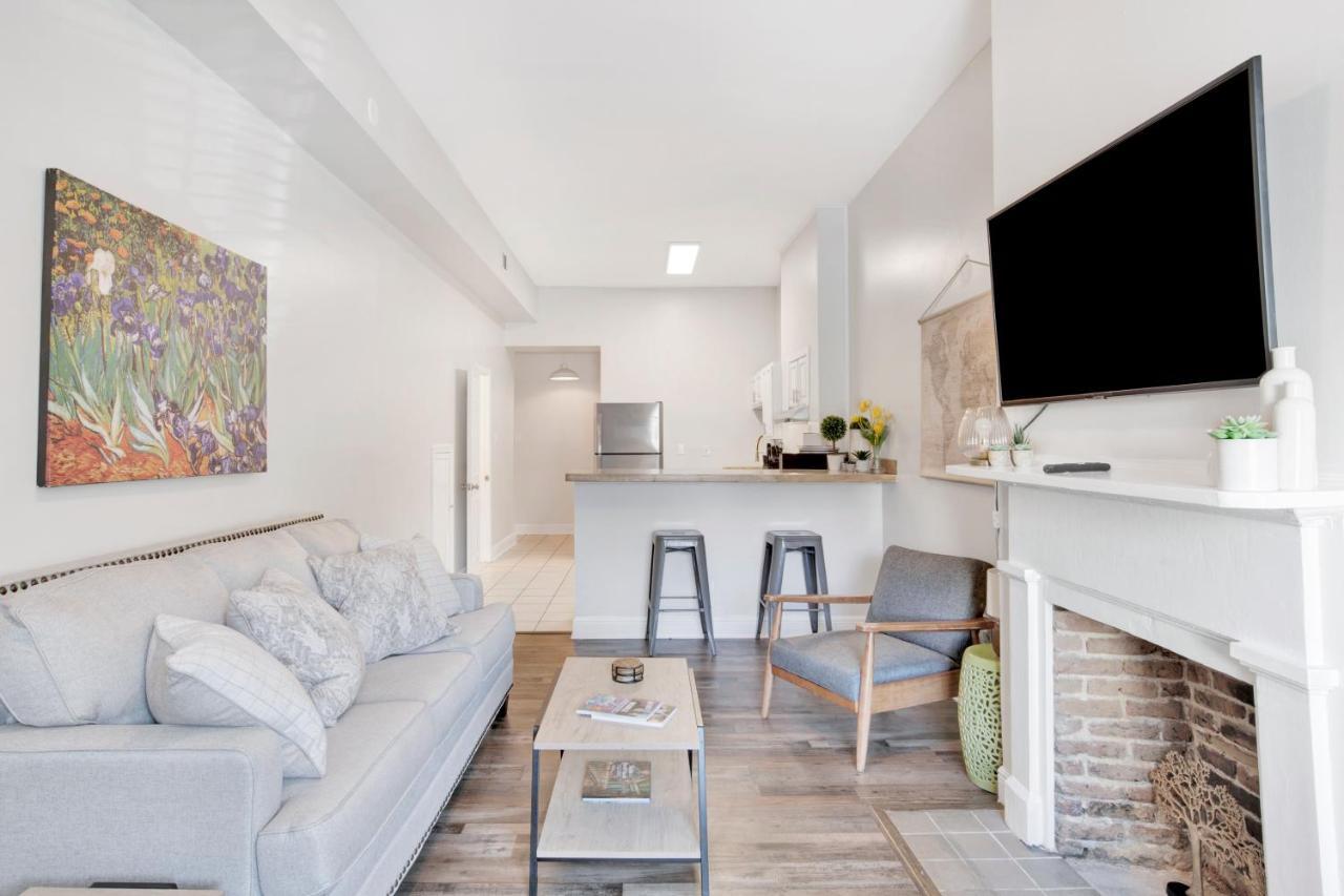 Apartmán Stars On State In The Heart Of Downtown Mobile Exteriér fotografie