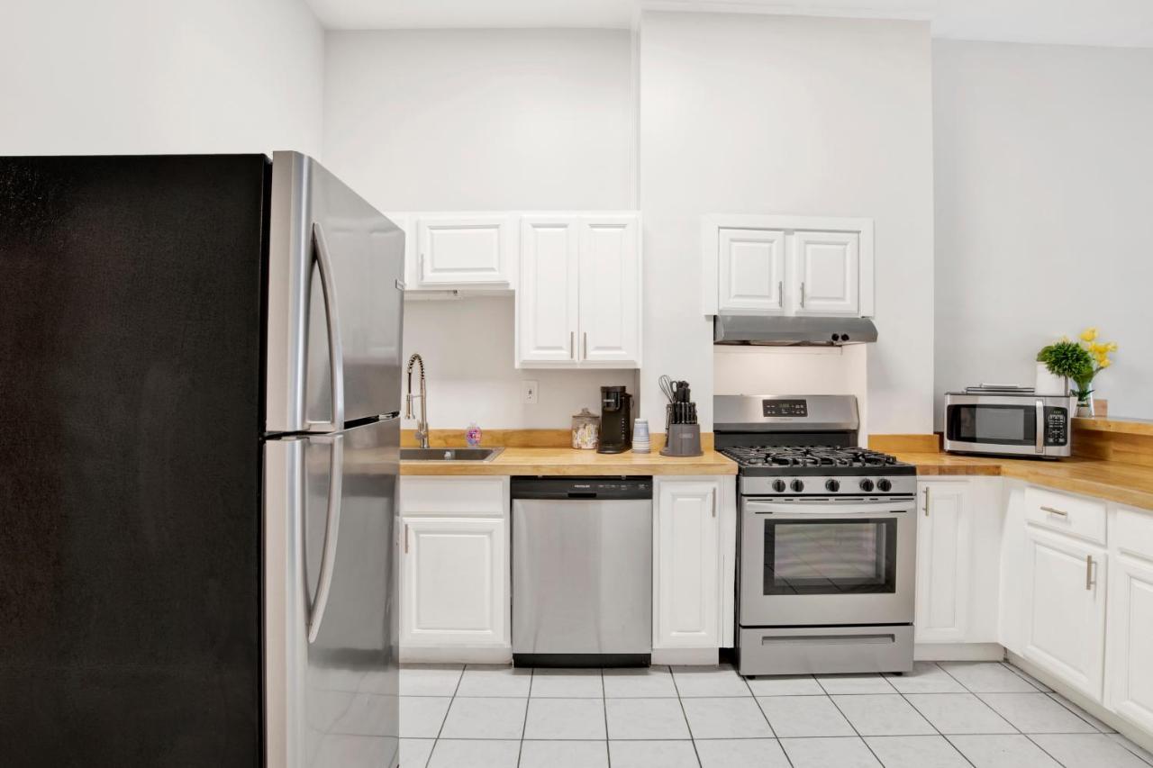 Apartmán Stars On State In The Heart Of Downtown Mobile Exteriér fotografie